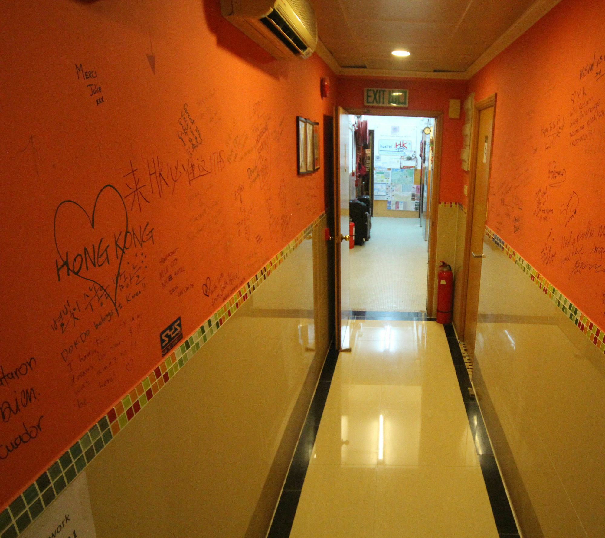 Comfort Hostel Hong Kong Exterior foto